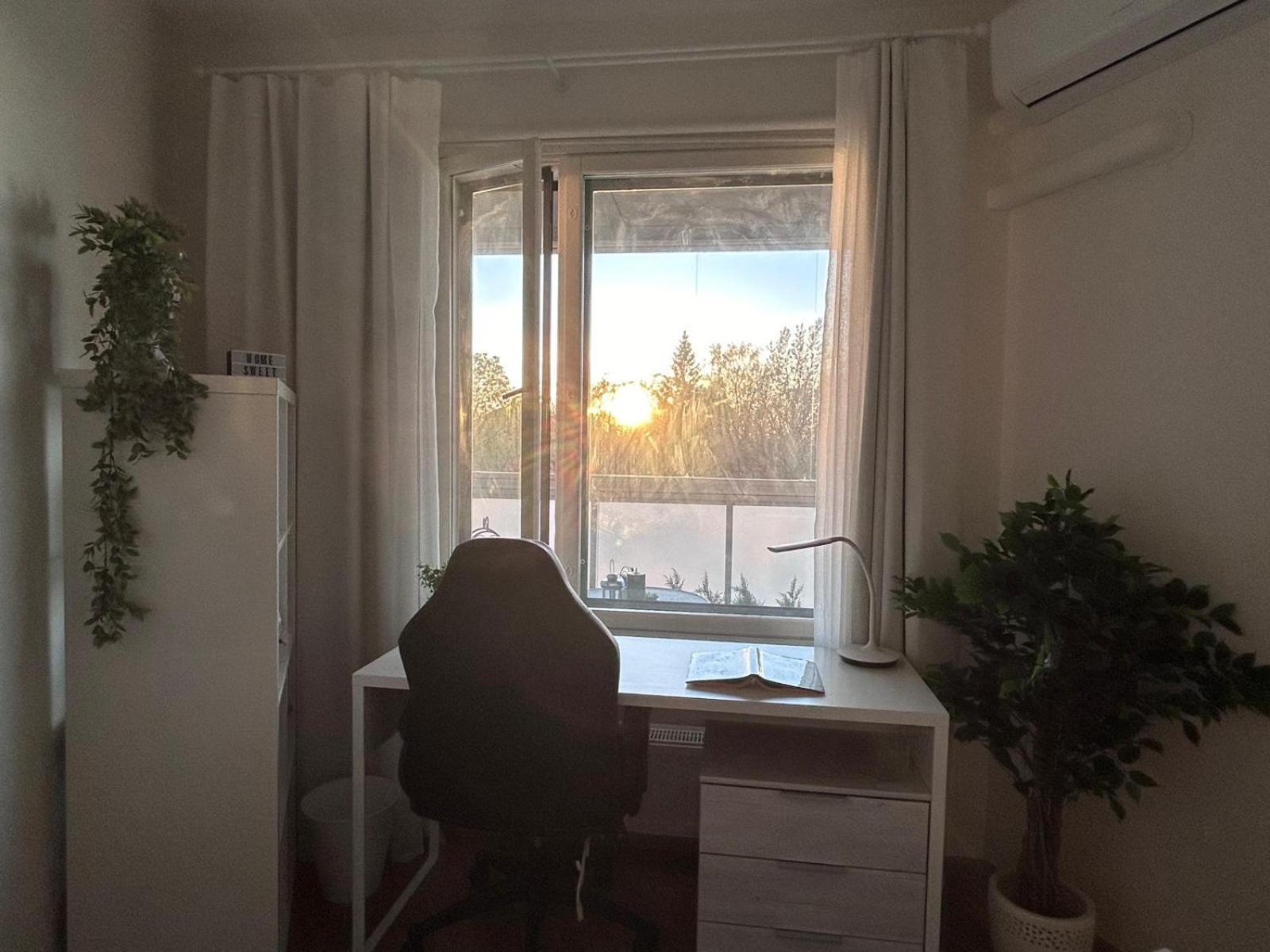 Stella'S Apartment - City Center - Free Secure Parking - Big Sun Terrace - Air Conditioning - Wifi - Tram To The Tallinn Bus Station And Old Town Extérieur photo