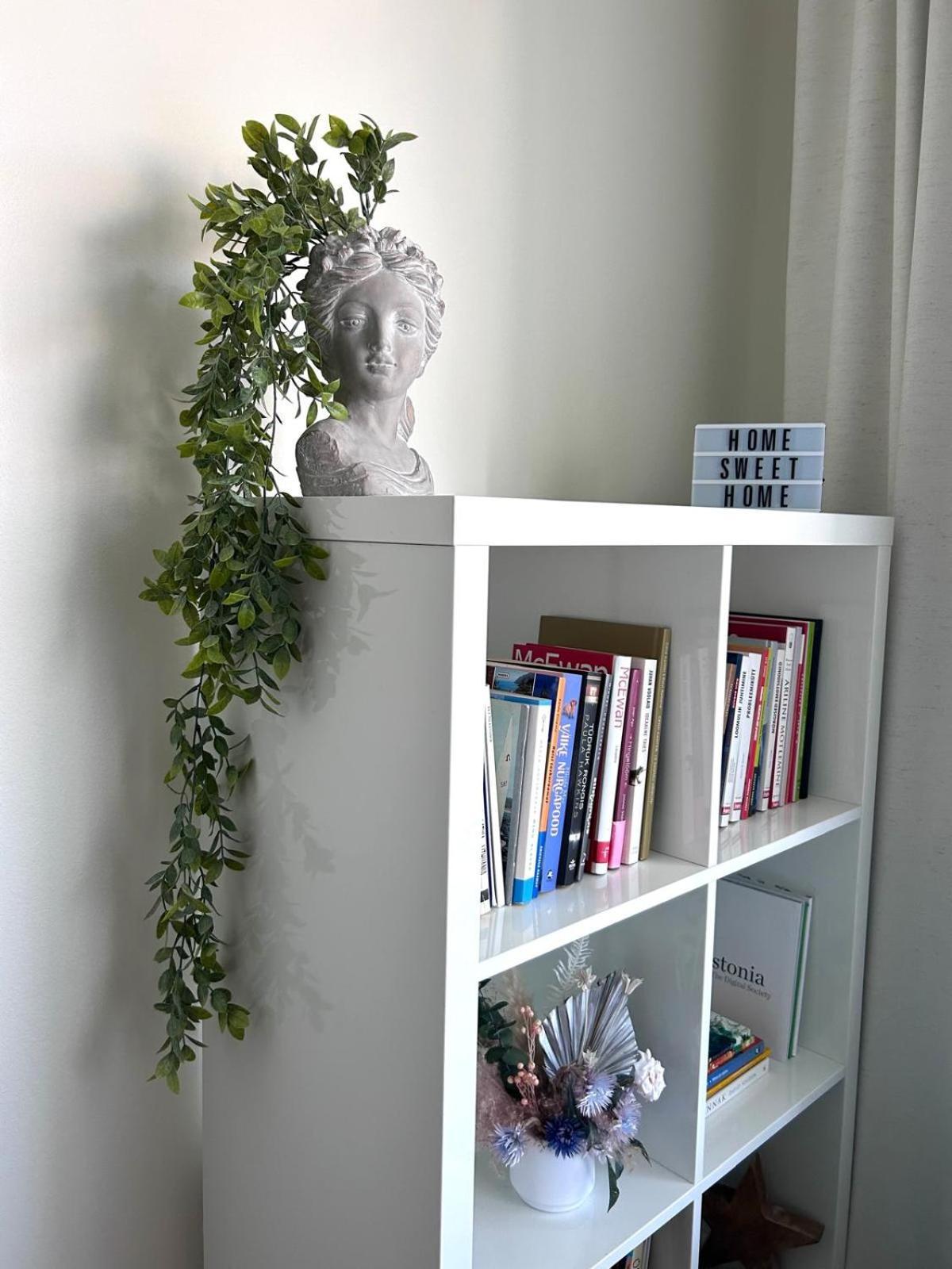 Stella'S Apartment - City Center - Free Secure Parking - Big Sun Terrace - Air Conditioning - Wifi - Tram To The Tallinn Bus Station And Old Town Extérieur photo